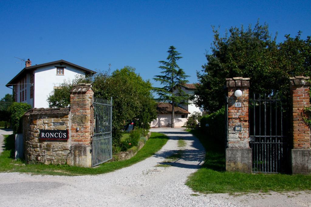 Villa Casa Griunit à Capriva del Friuli Extérieur photo